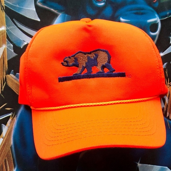 CAMO AND CREAM BEAR SNAPBACK